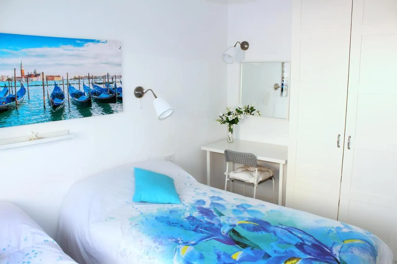 Cosmo Grey Apartment L'Hospitalet de Llobregat